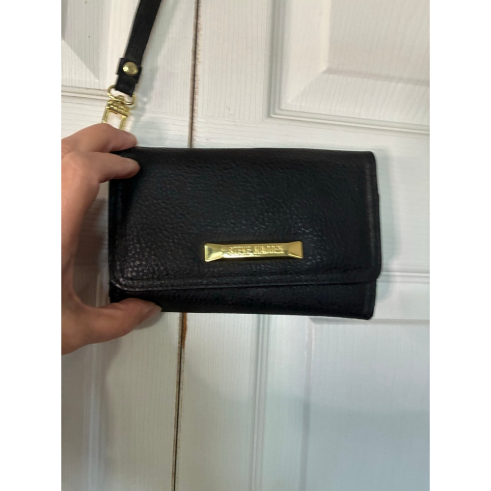 Steve Madden Wristlet